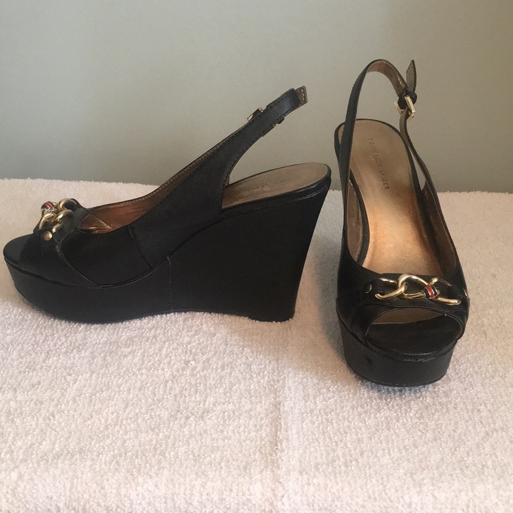 Shoes - Picture 2 of 4